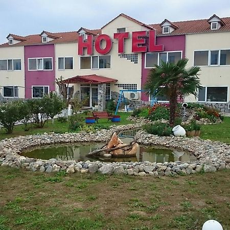 Hotel Konstantina Rodopoli Exterior foto